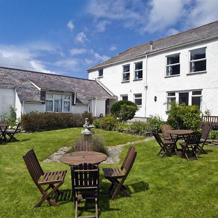 Courtyard - Green Door Cottages ポート・アイザック エクステリア 写真